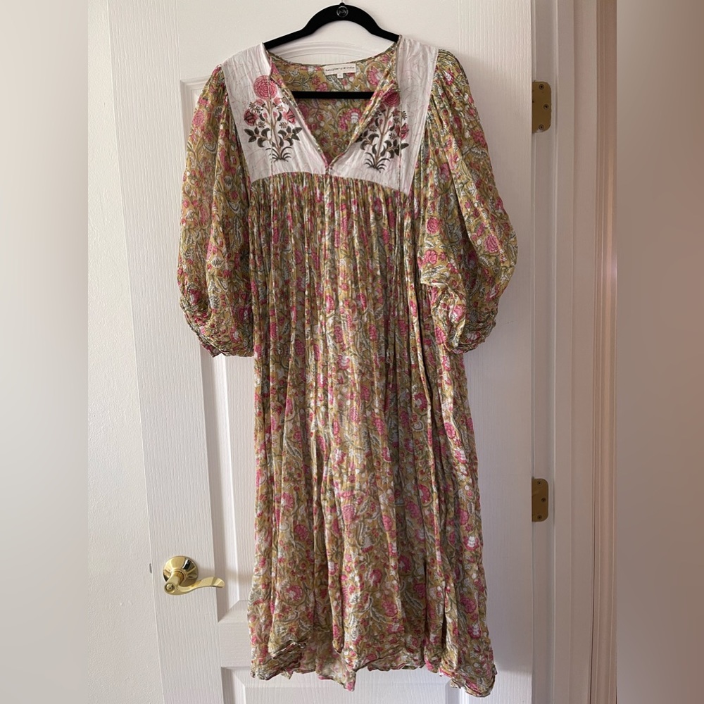 Daughters of India - Kyra Midi Dress - Green Carnation MIDI length - L